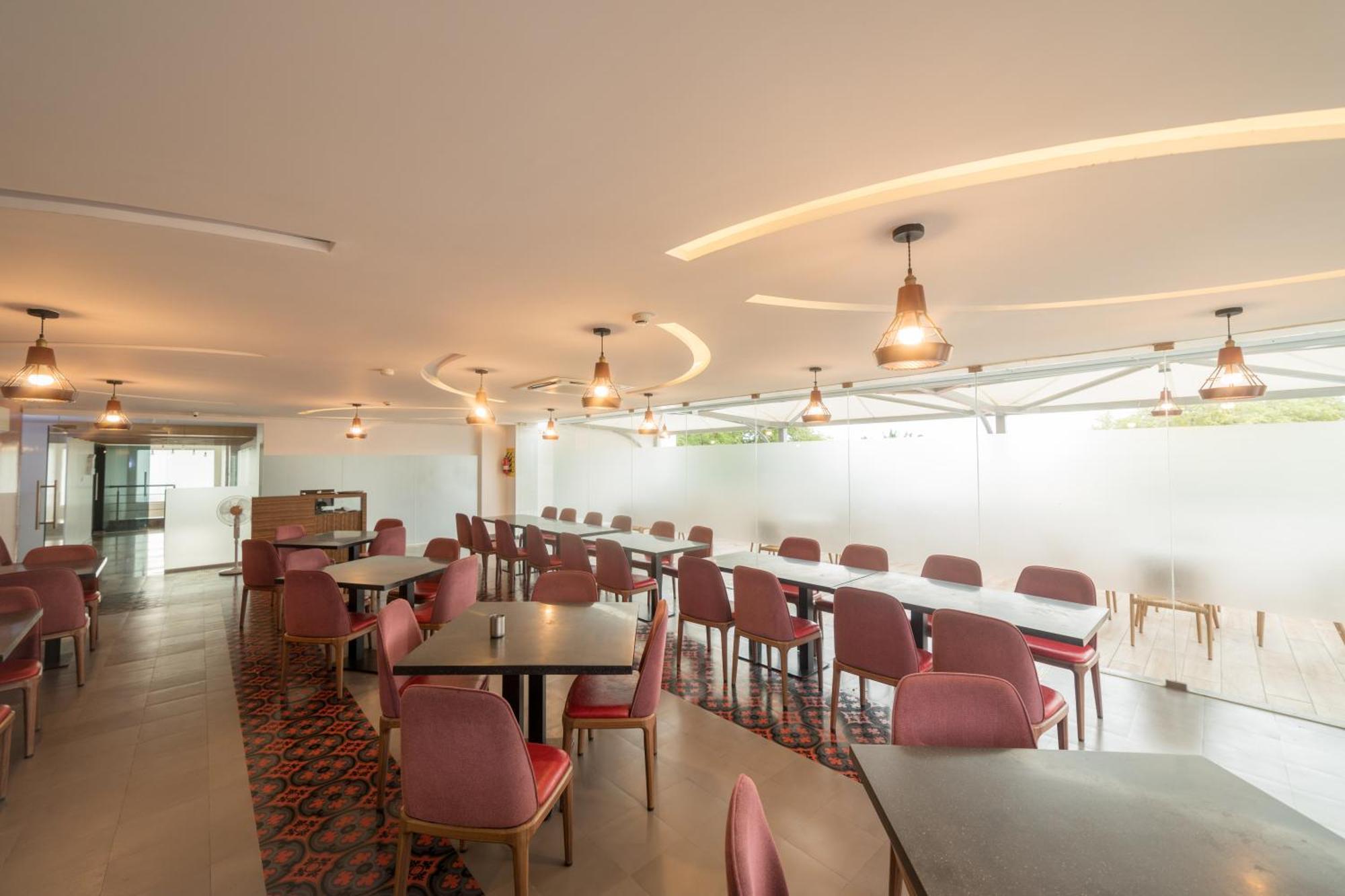 Hotel Visakka Palani Zewnętrze zdjęcie