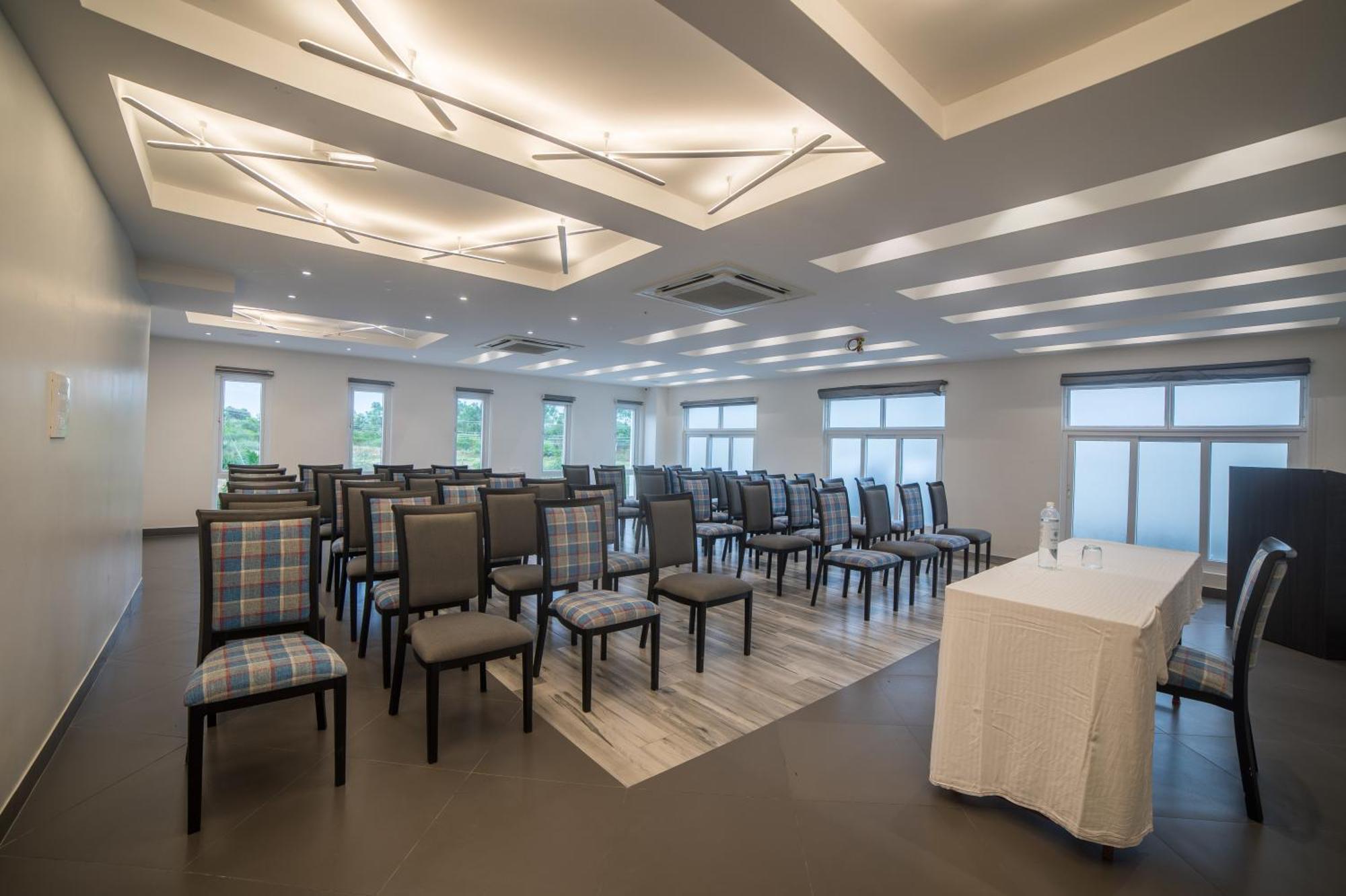 Hotel Visakka Palani Zewnętrze zdjęcie