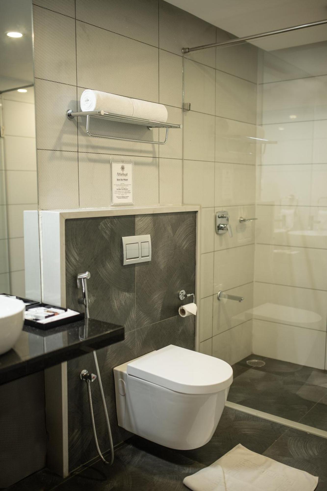 Hotel Visakka Palani Zewnętrze zdjęcie